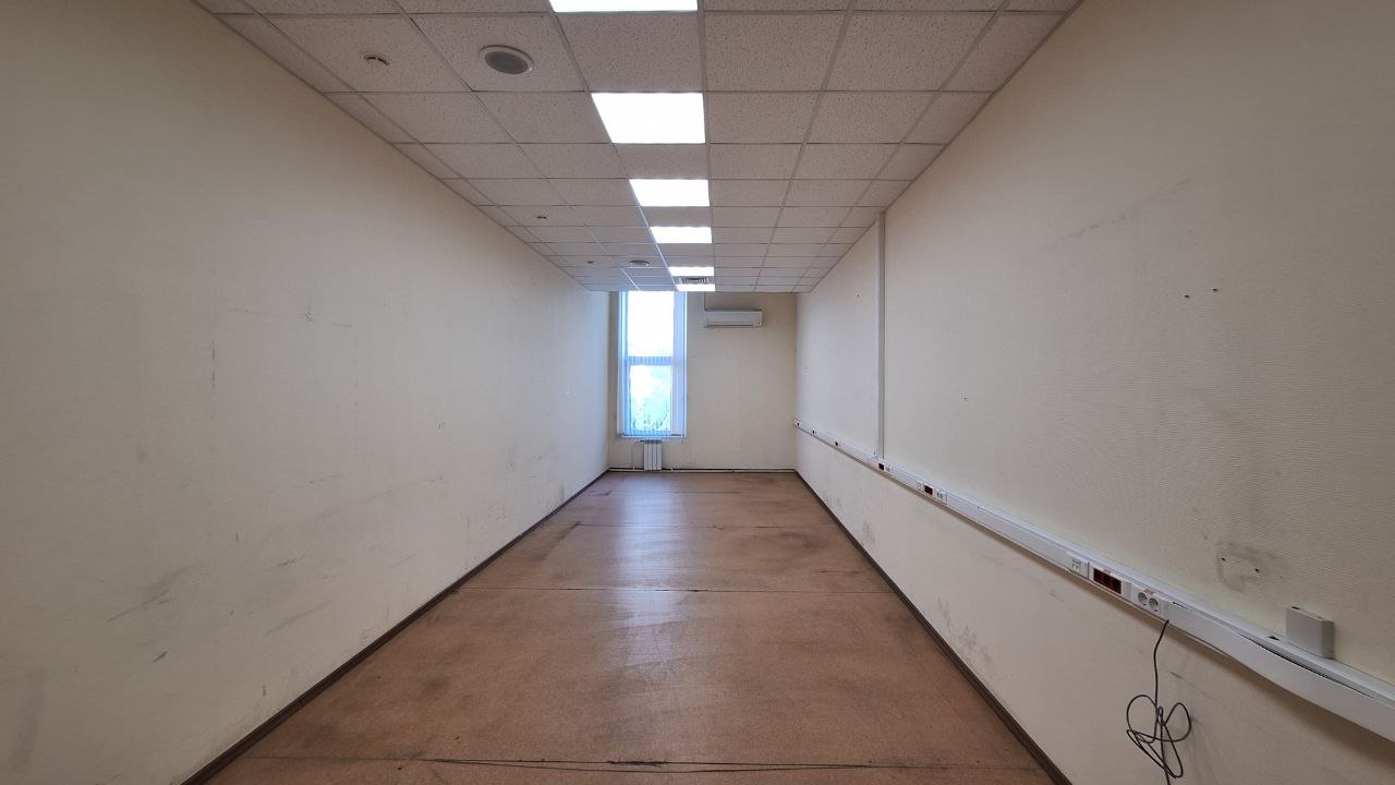 Сдам в аренду офис 327.6 м.кв.