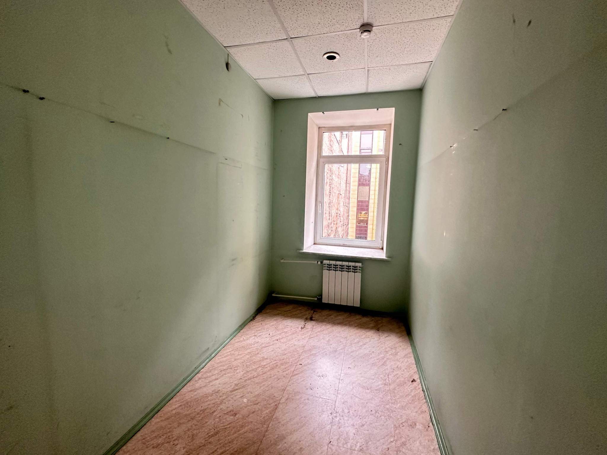 Продам офис 218.7 м.кв.