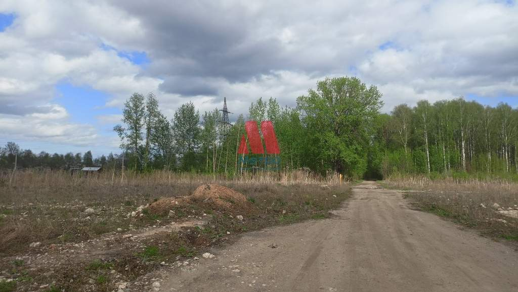 Продам земельный участок 1000 м.кв.