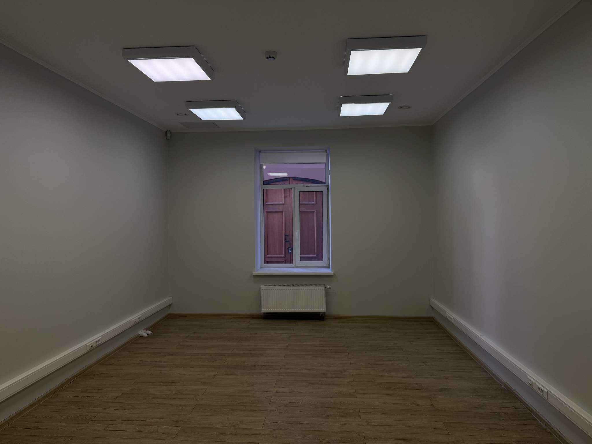 Сдам в аренду офис 210 м.кв.