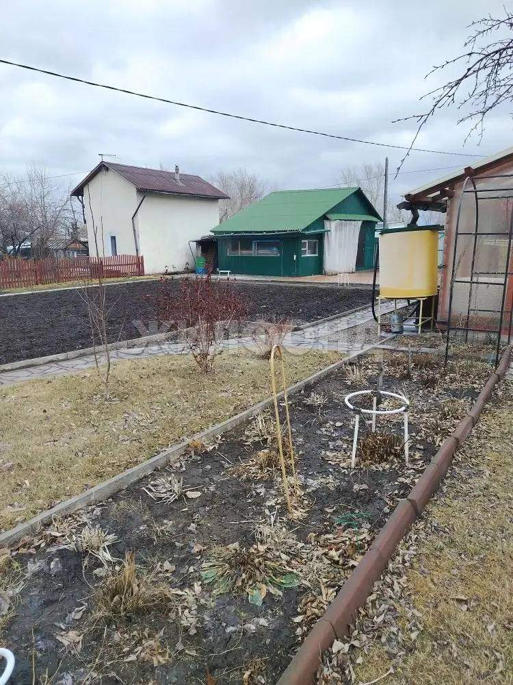 Продам земельный участок 1900 м.кв.