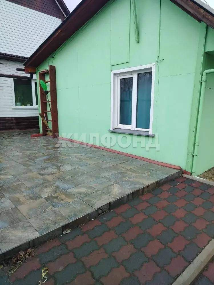 Продам земельный участок 1900 м.кв.