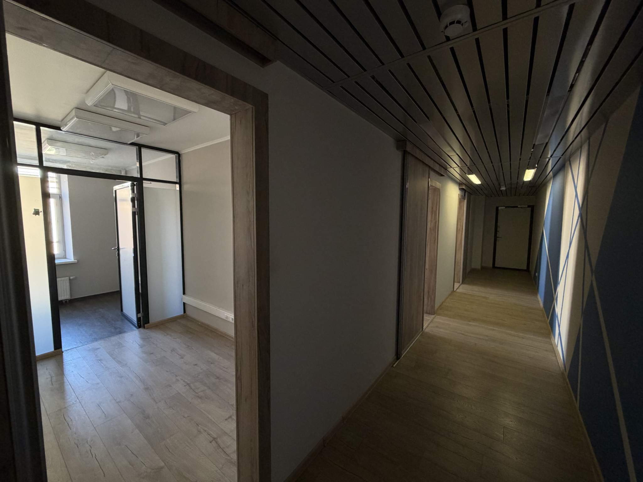 Сдам в аренду офис 210 м.кв.