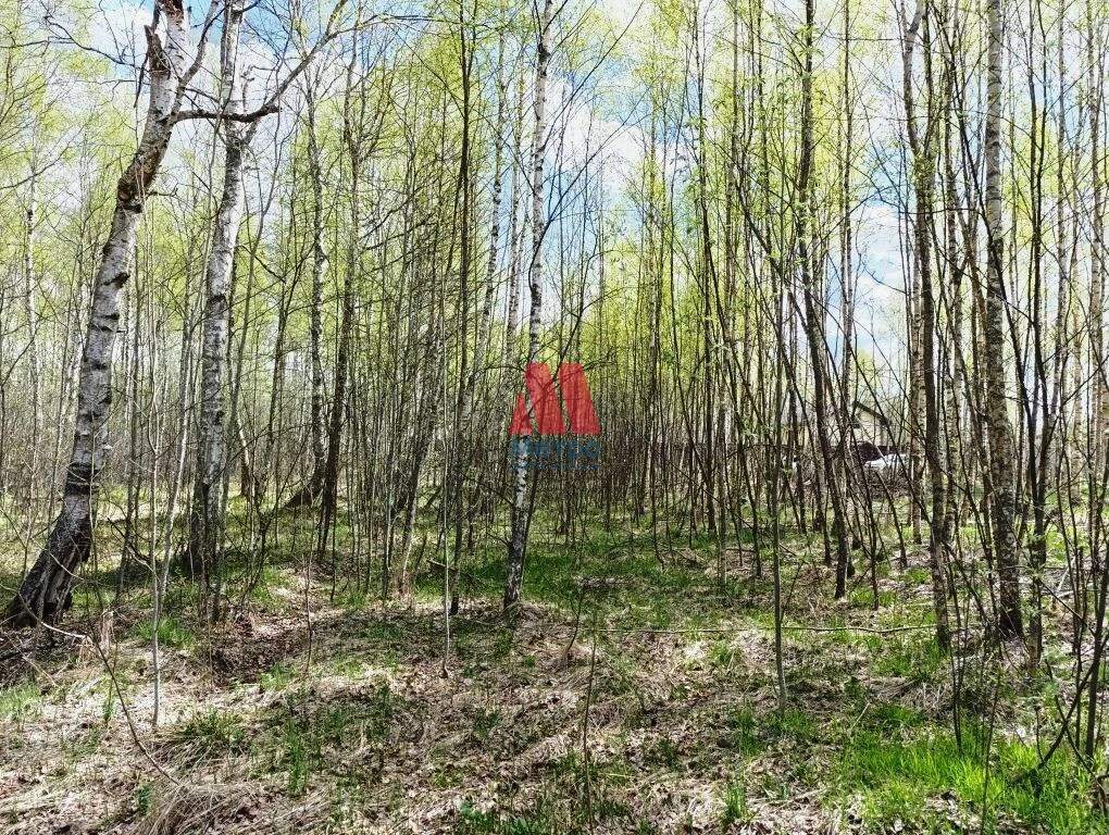 Продам земельный участок 1700 м.кв.