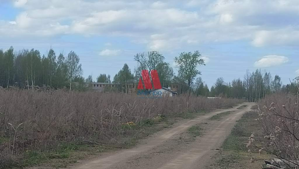 Продам земельный участок 1000 м.кв.