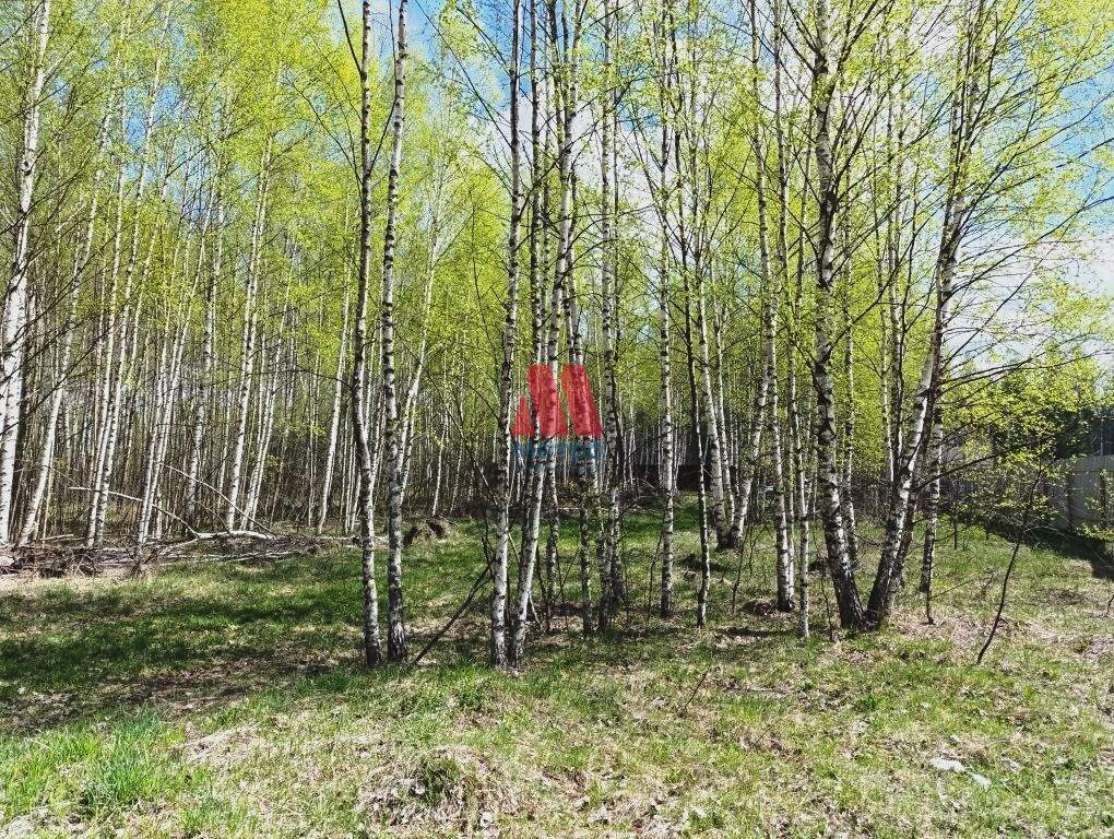 Продам земельный участок 1700 м.кв.