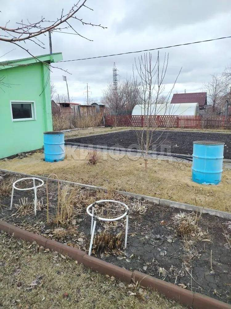 Продам земельный участок 1900 м.кв.