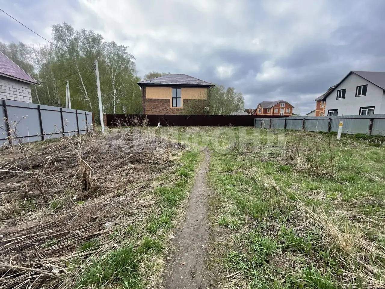 Продам земельный участок 800 м.кв.
