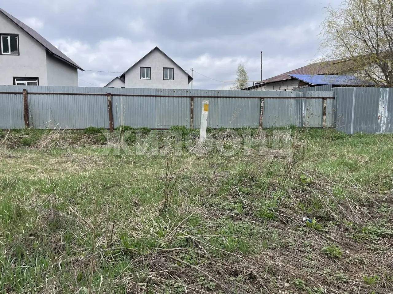Продам земельный участок 800 м.кв.