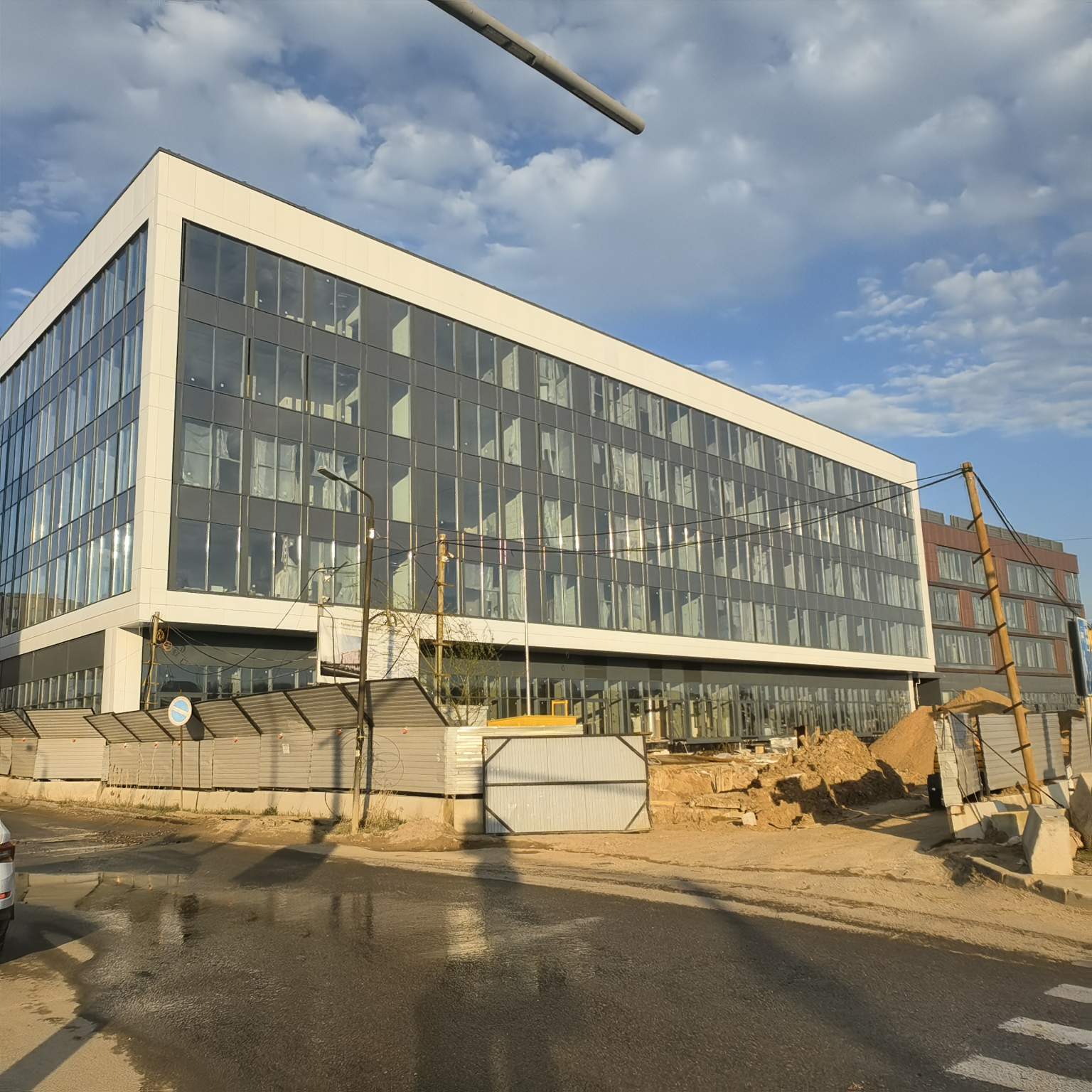 Продам помещение свободного назначения 8564 м.кв.