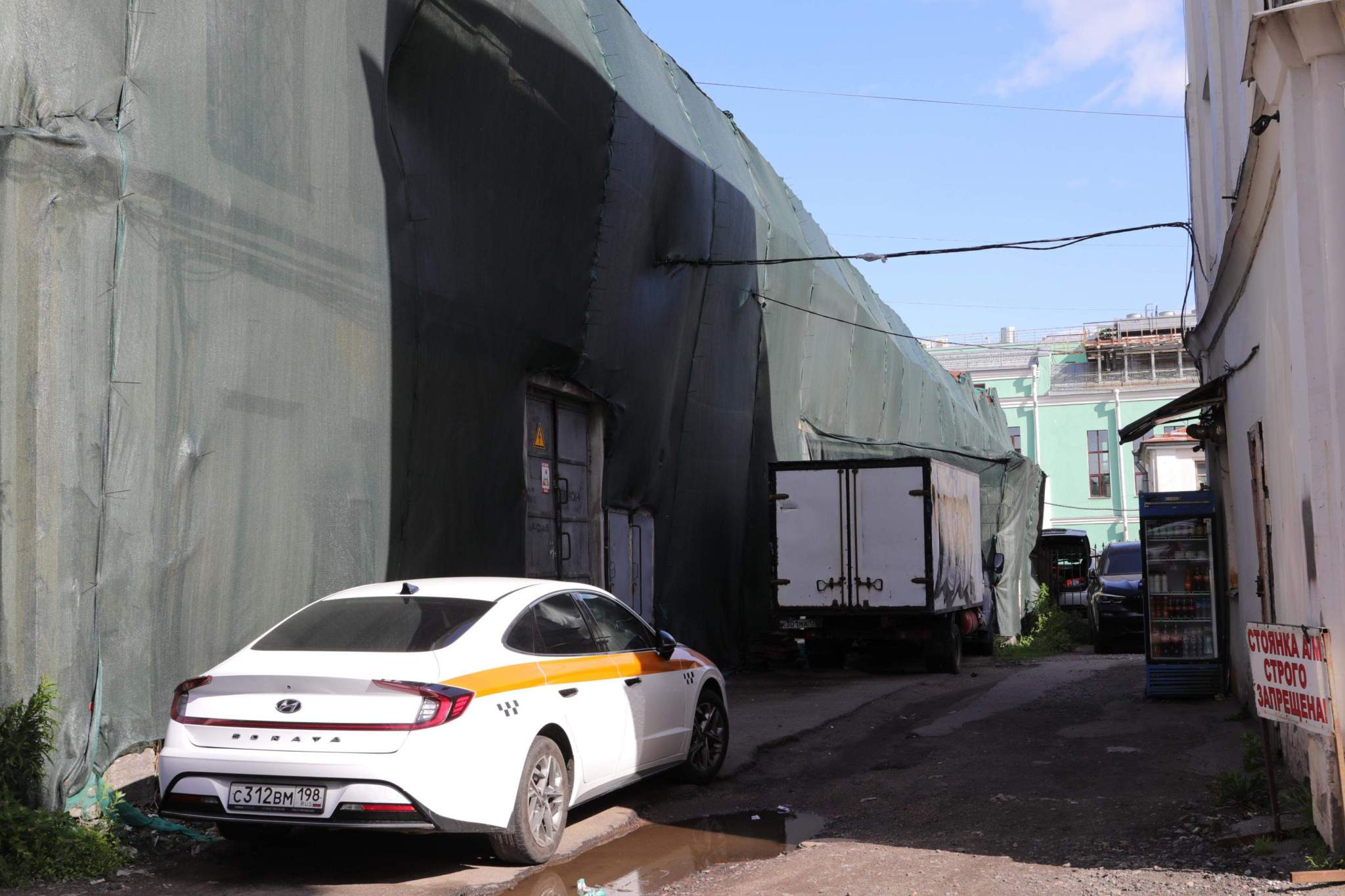 Сдам в аренду торговое помещение 1181.1 м.кв.
