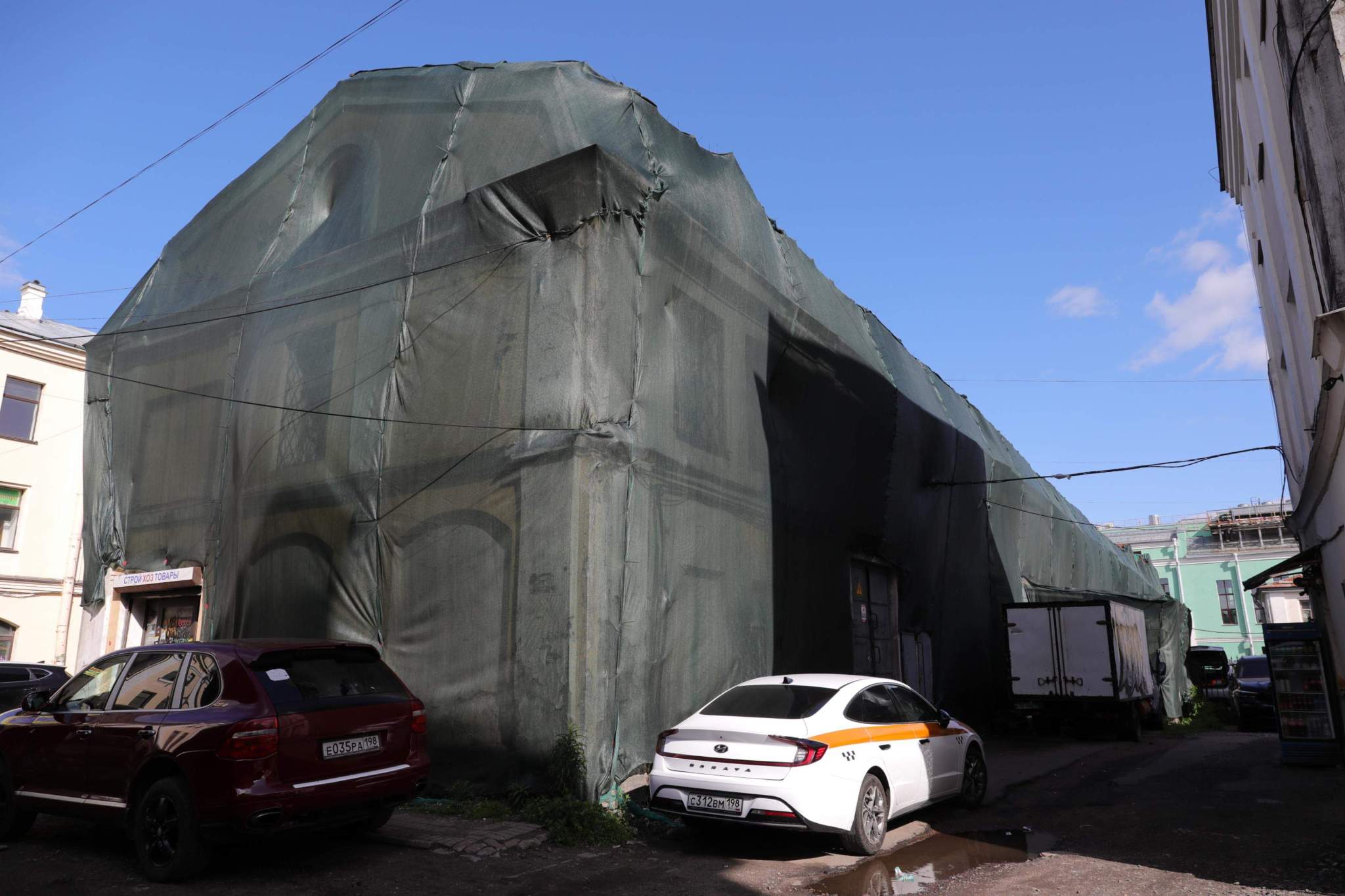 Сдам в аренду торговое помещение 1181.1 м.кв.