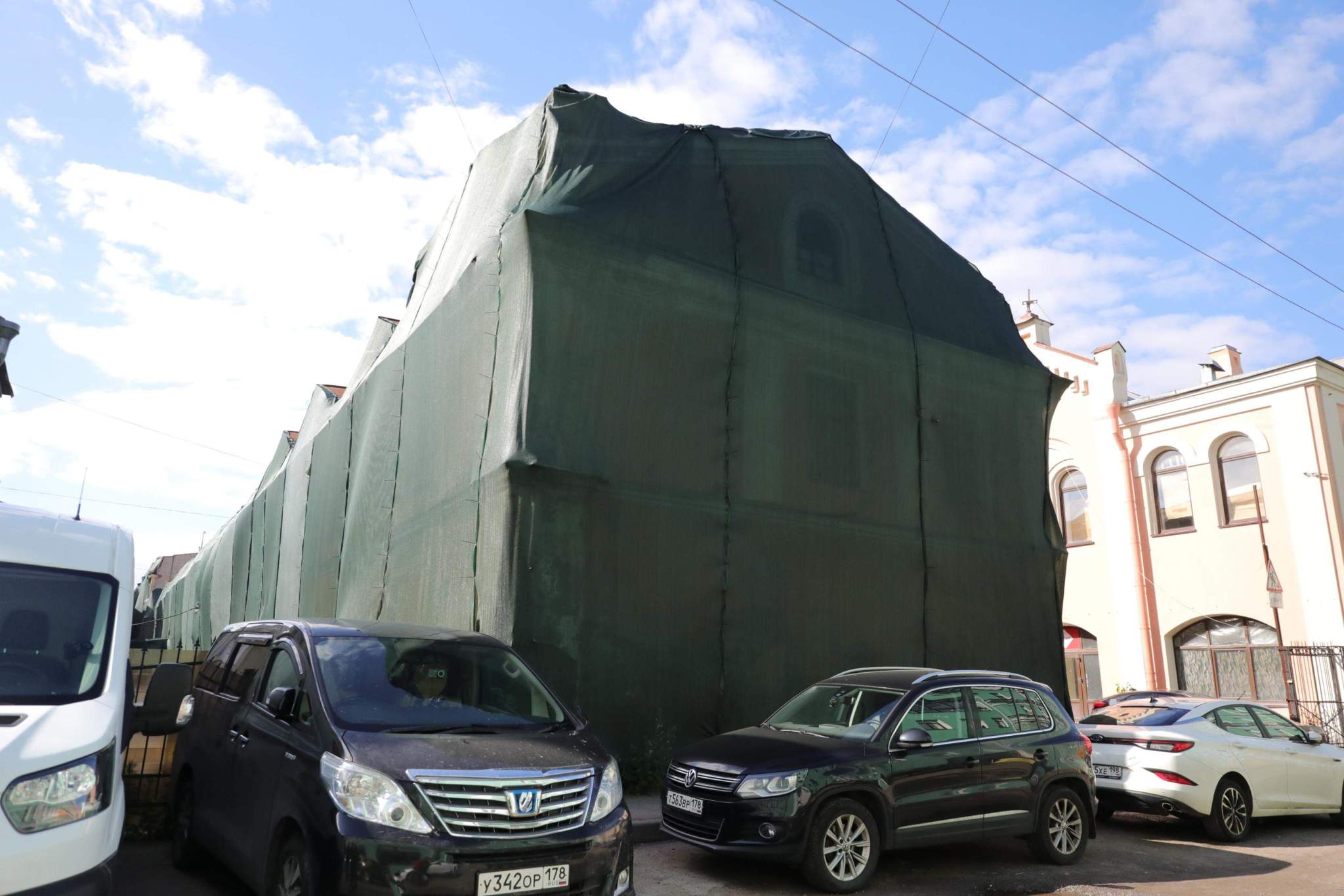 Сдам в аренду торговое помещение 1181.1 м.кв.