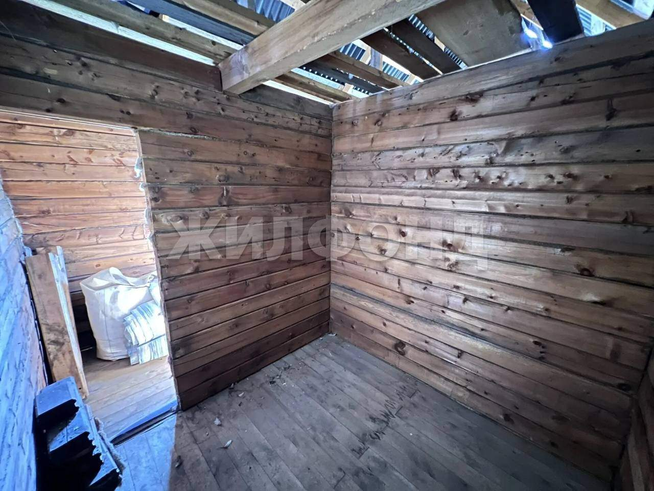Продам земельный участок 1006 м.кв.