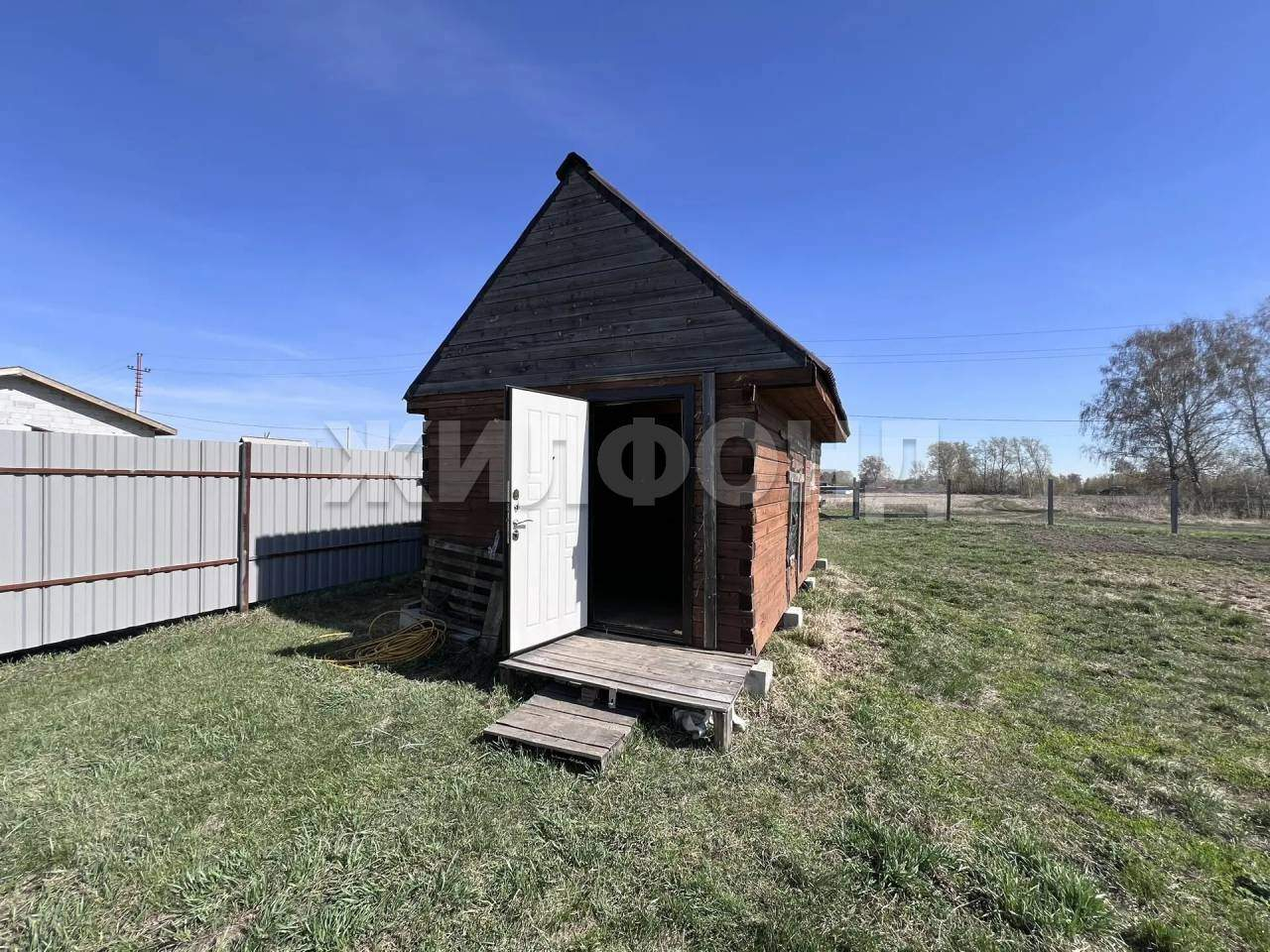 Продам земельный участок 1006 м.кв.