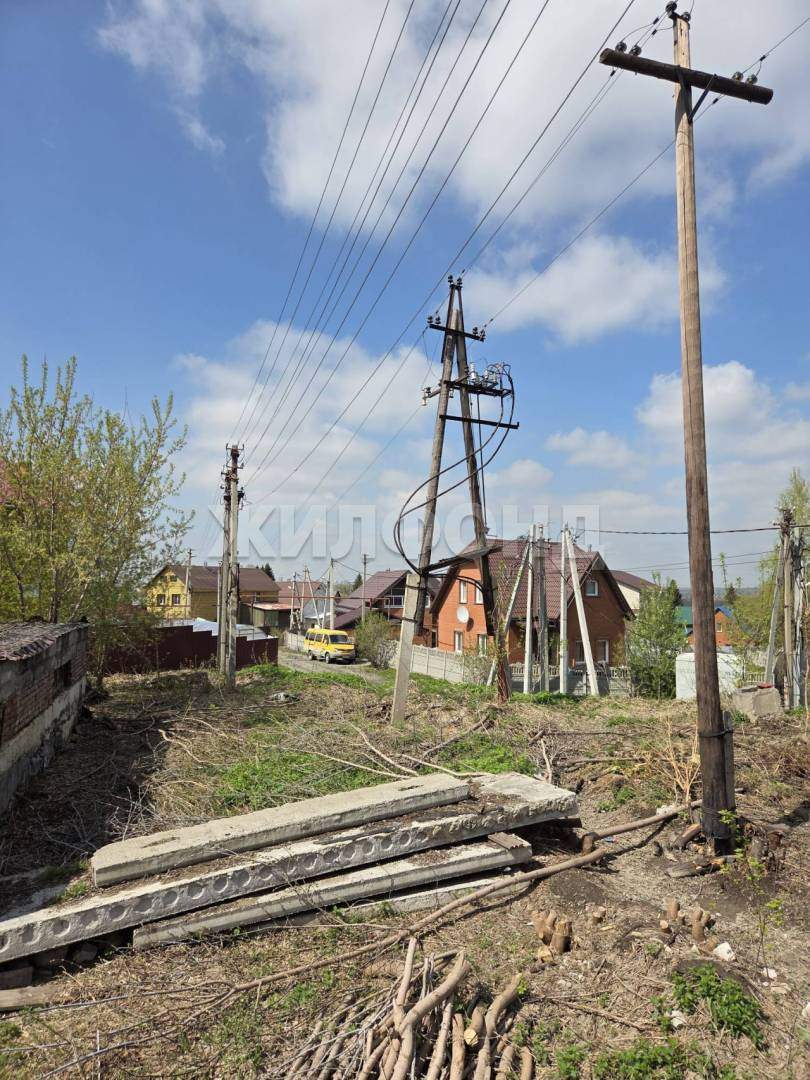 Продам земельный участок 528 м.кв.