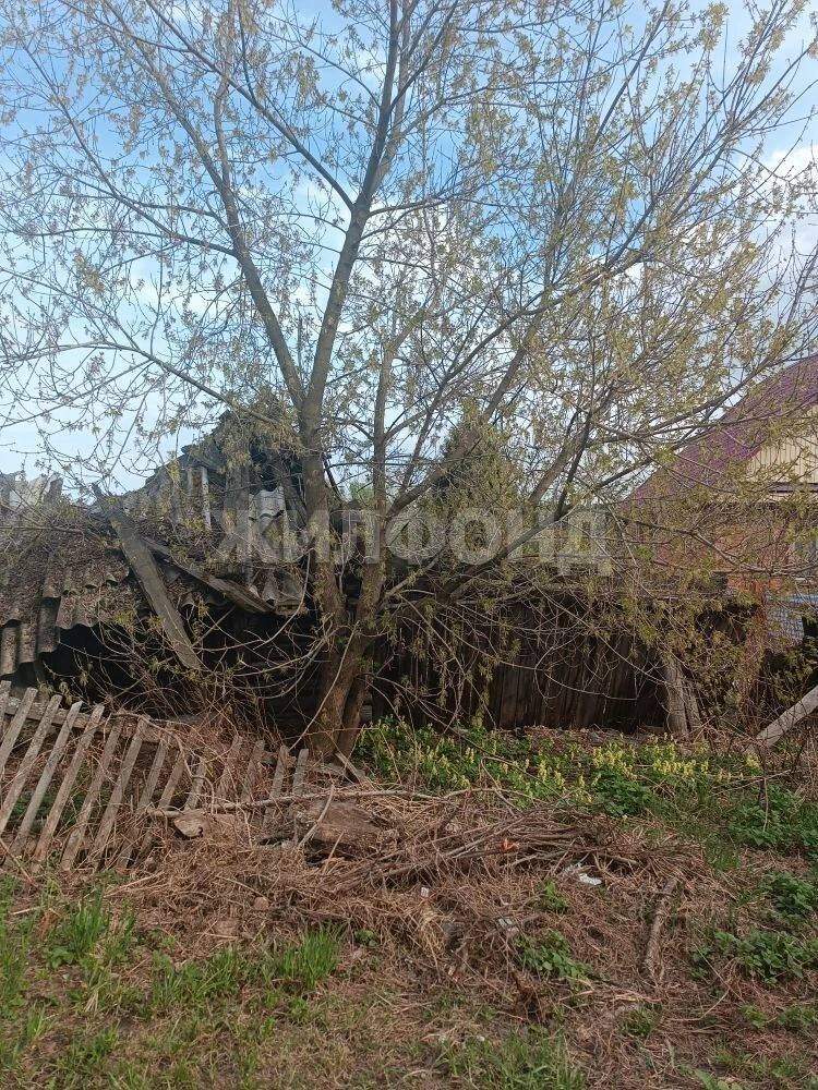 Продам земельный участок 2000 м.кв.