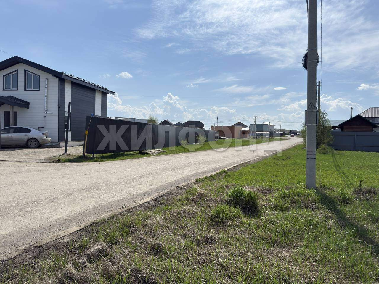 Продам земельный участок 540 м.кв.
