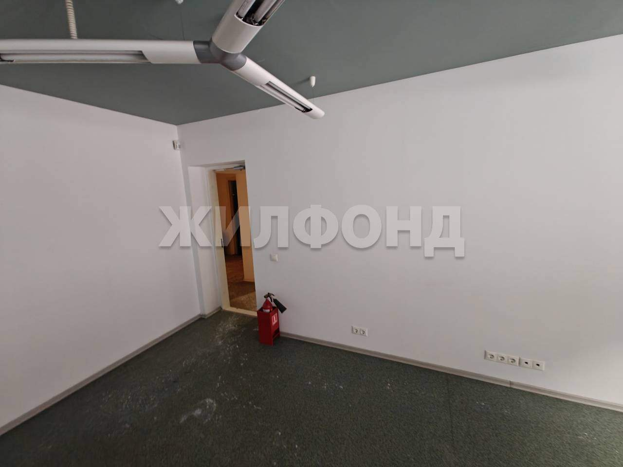 Продам офис 299 м.кв.
