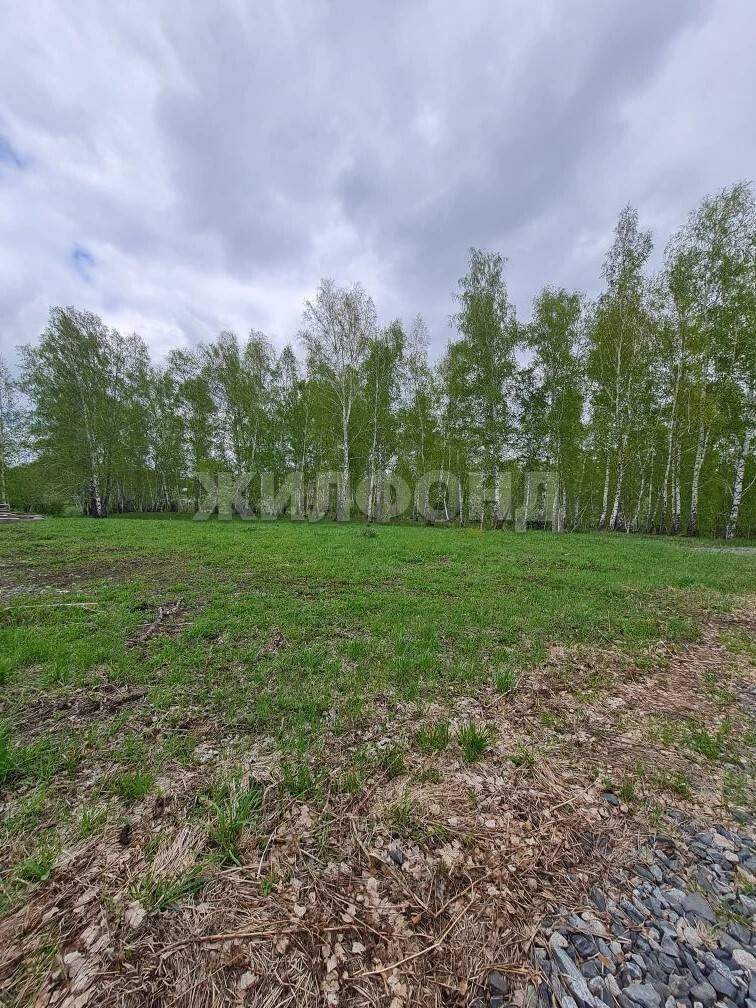 Продам земельный участок 746 м.кв.