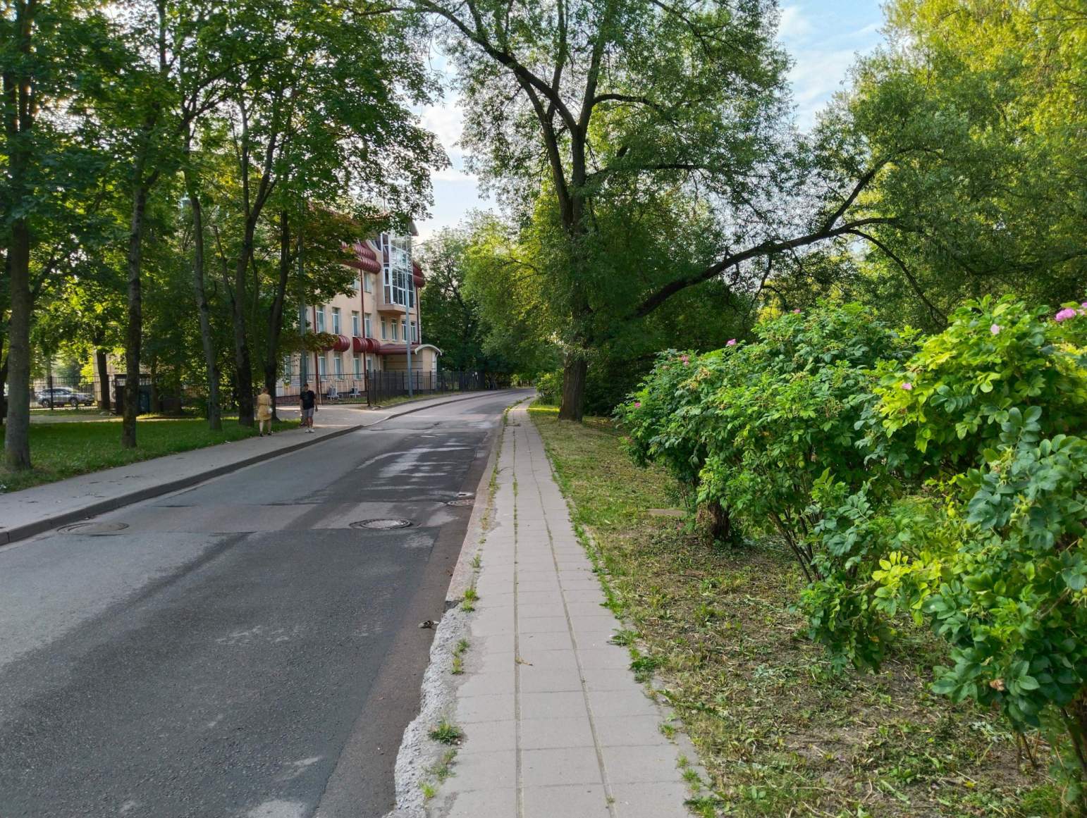 Продам торговое помещение 276.8 м.кв.