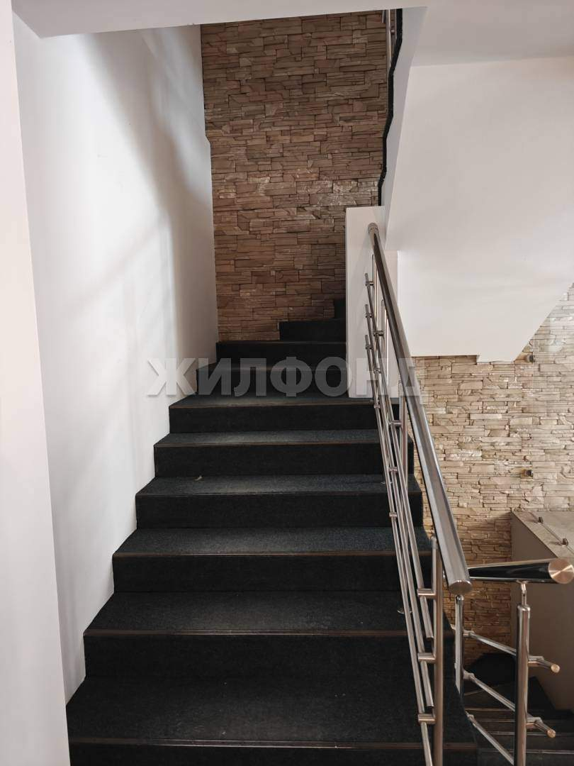 Продам офис 299 м.кв.