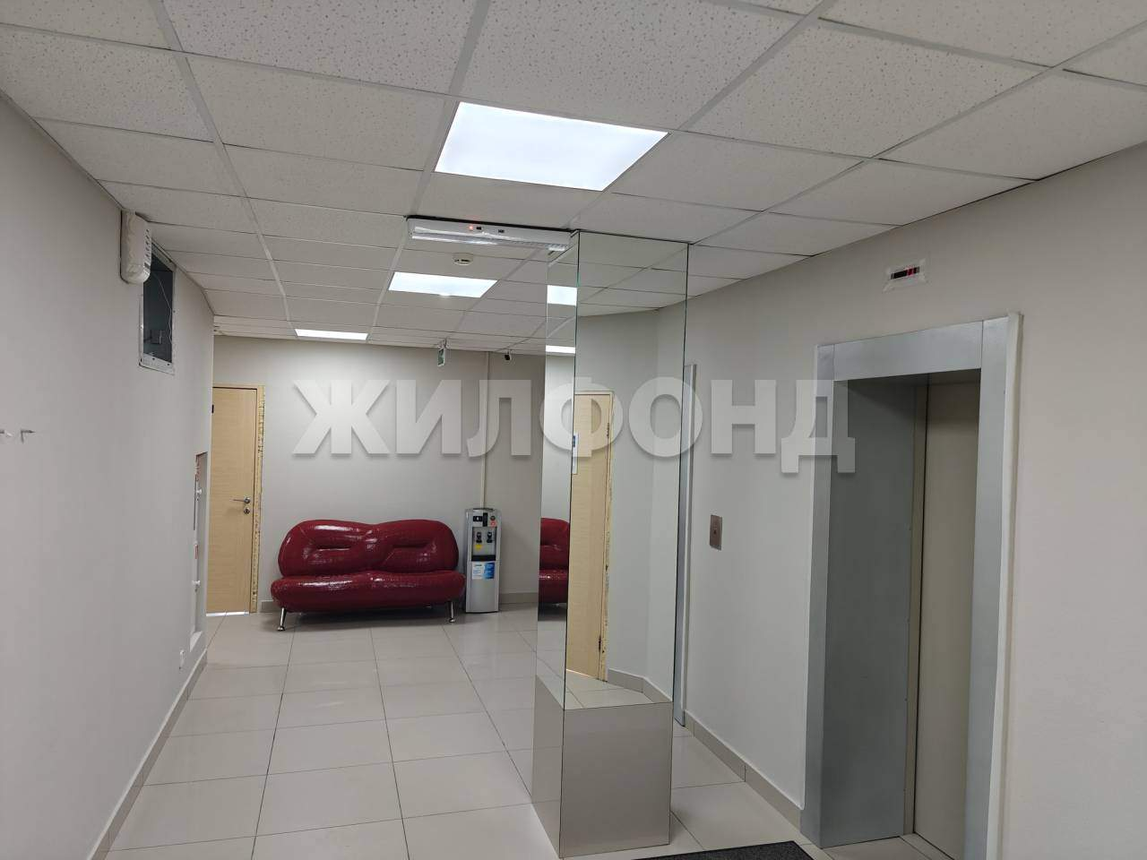 Продам офис 494 м.кв.