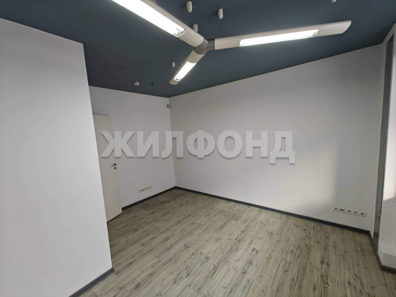 Продам офис 299 м.кв.