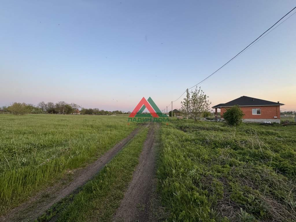 Продам земельный участок 3002 м.кв.