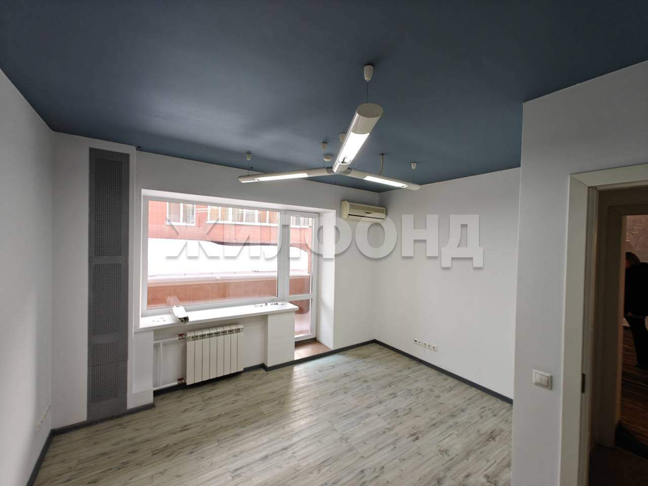 Продам офис 299 м.кв.