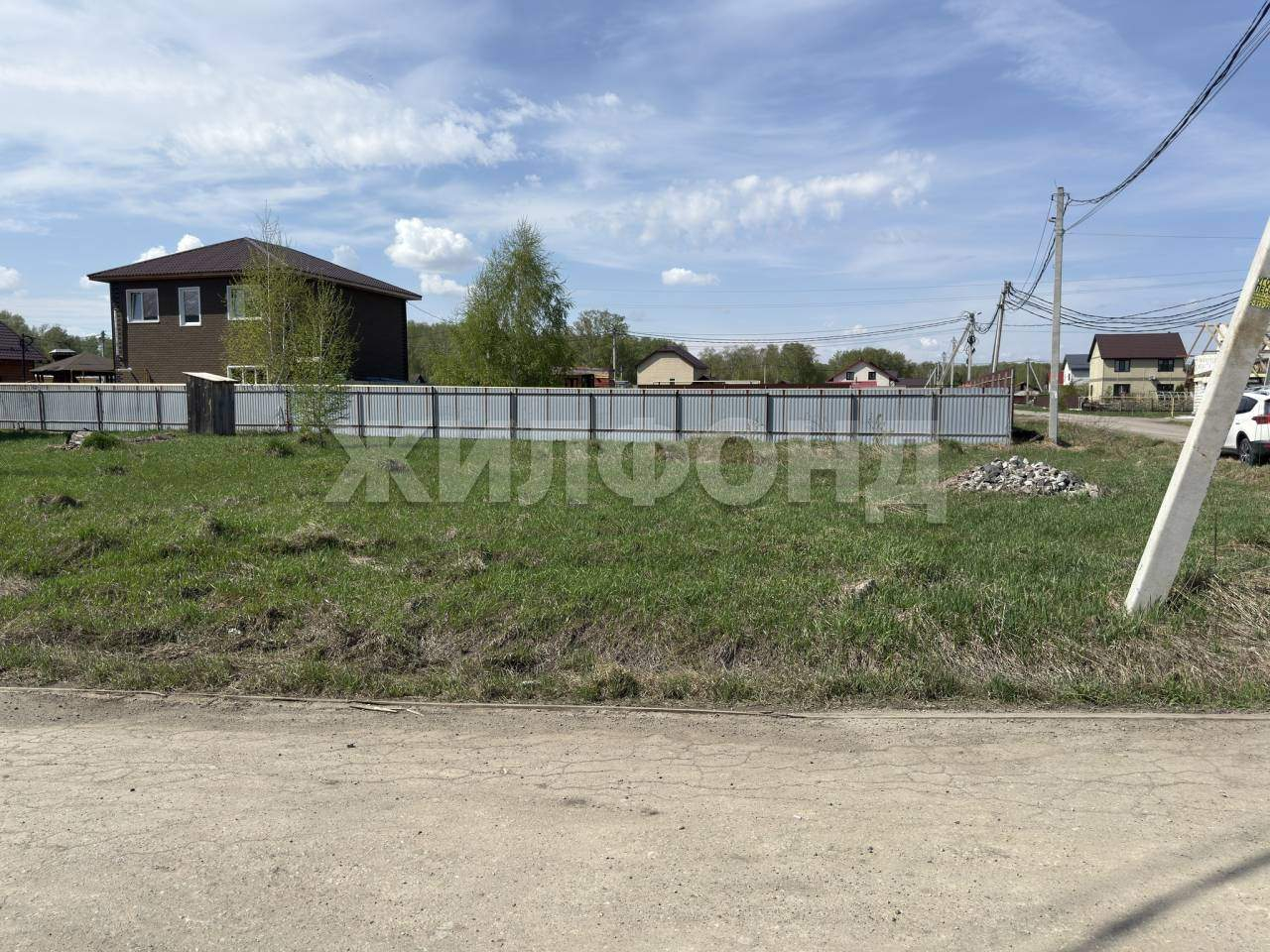 Продам земельный участок 540 м.кв.
