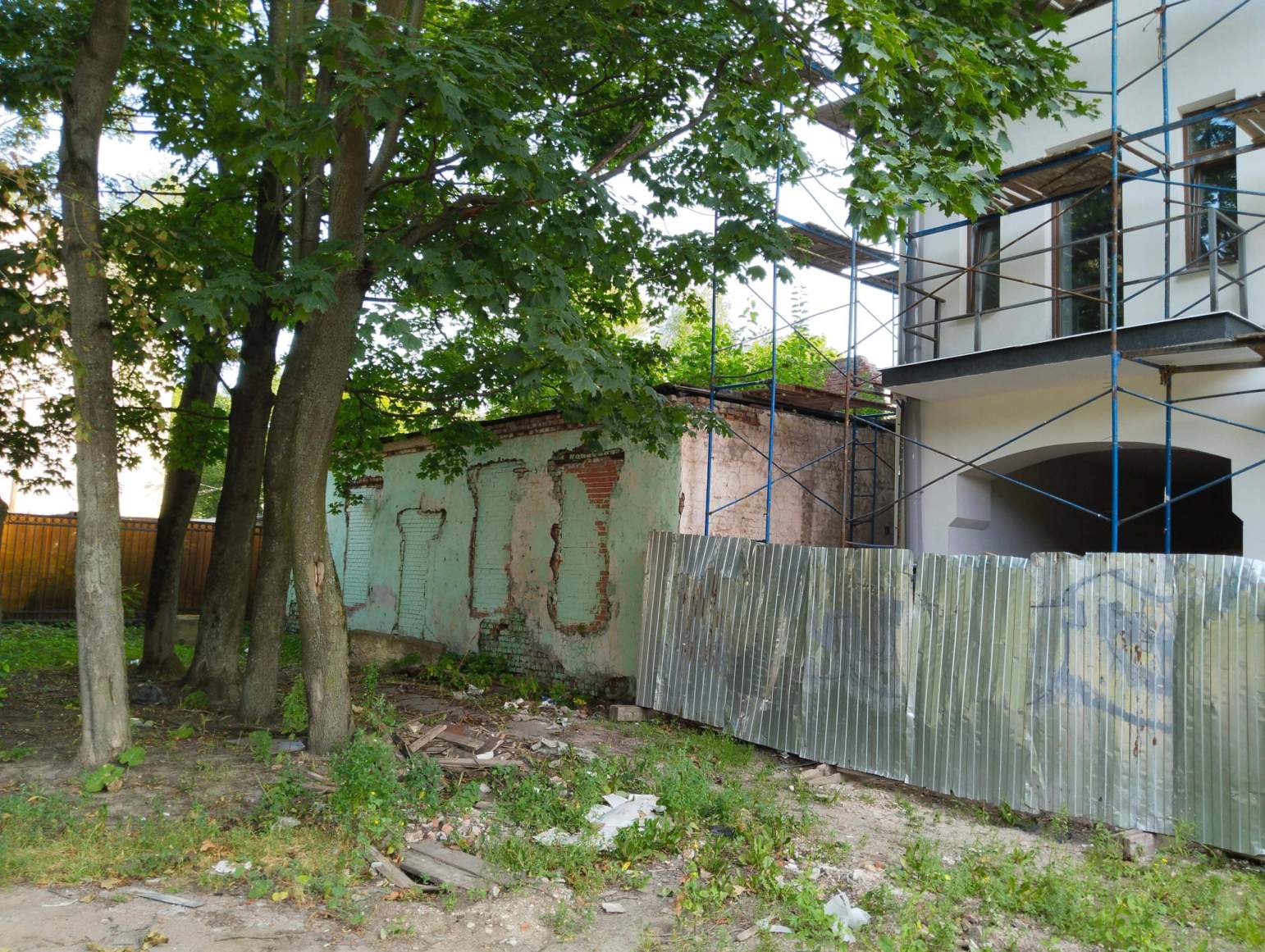 Продам торговое помещение 276.8 м.кв.