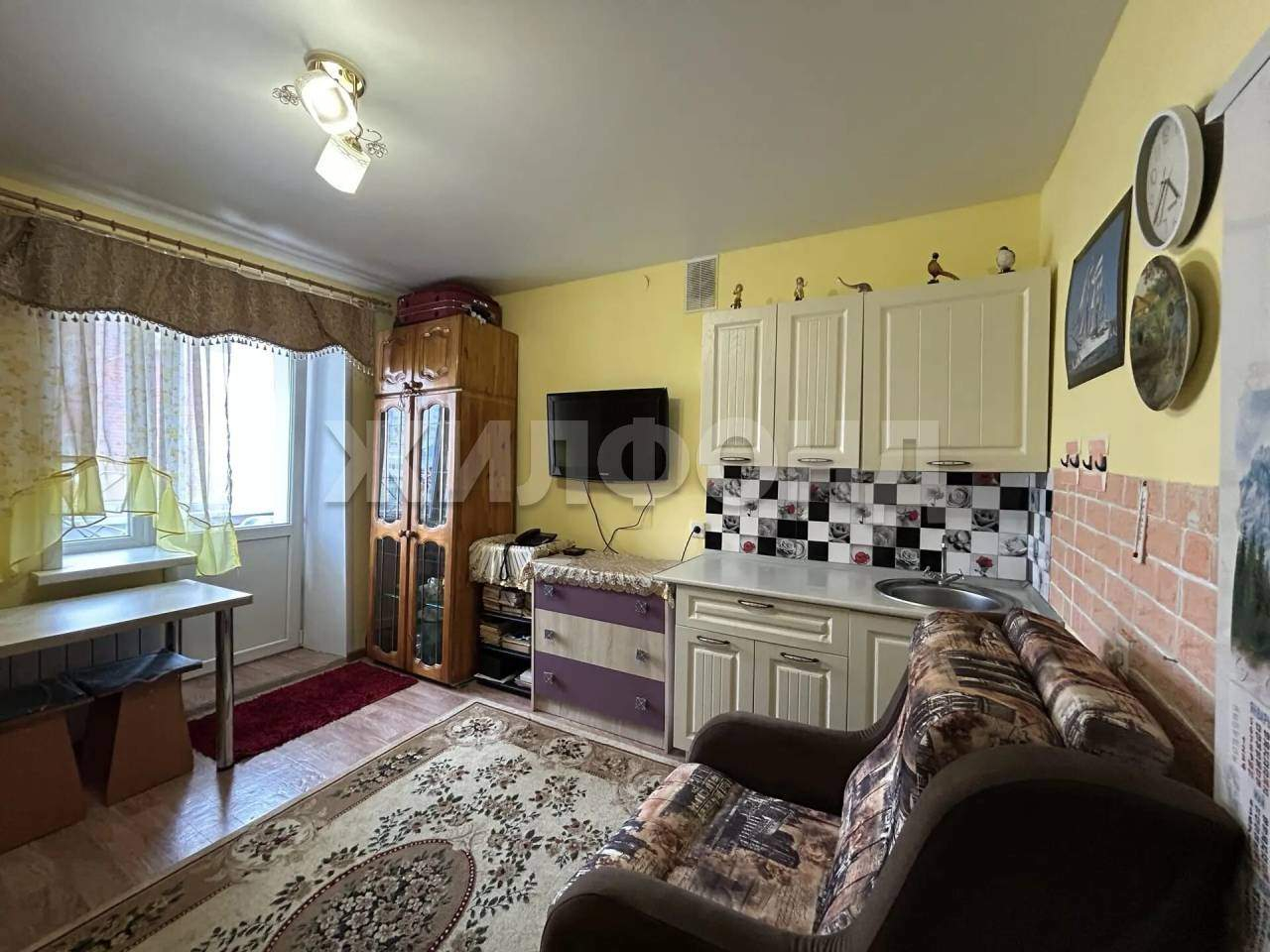 Квартира на продажу в Новоалтайске, Прудская улица, 15д