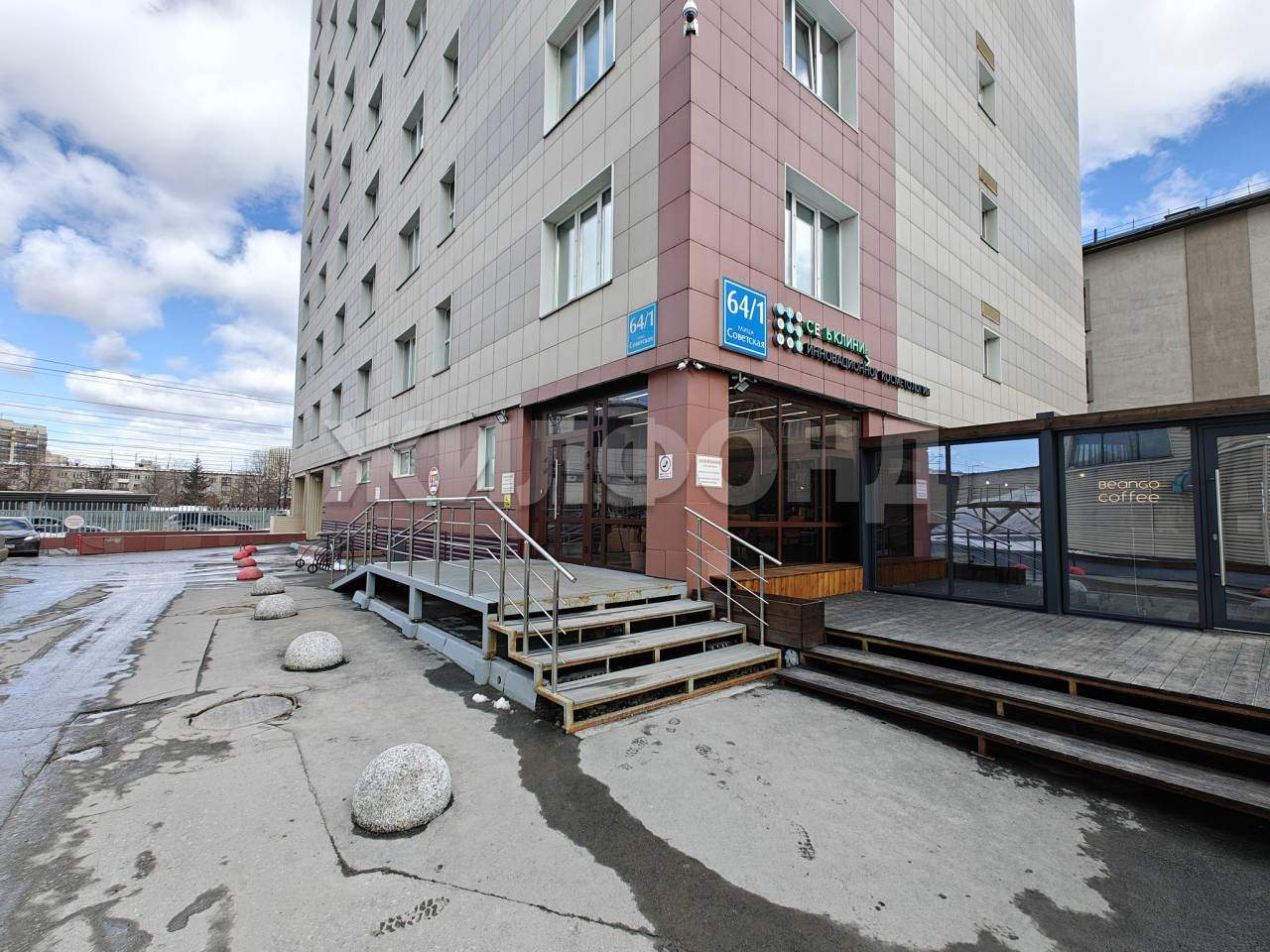 Продам офис 494 м.кв.