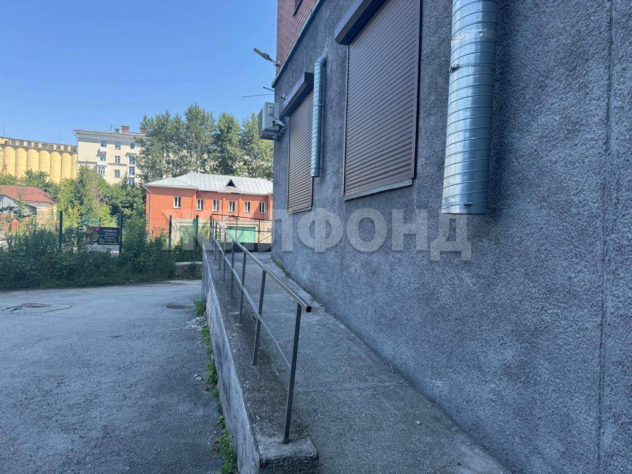 Продам помещение свободного назначения 138 м.кв.