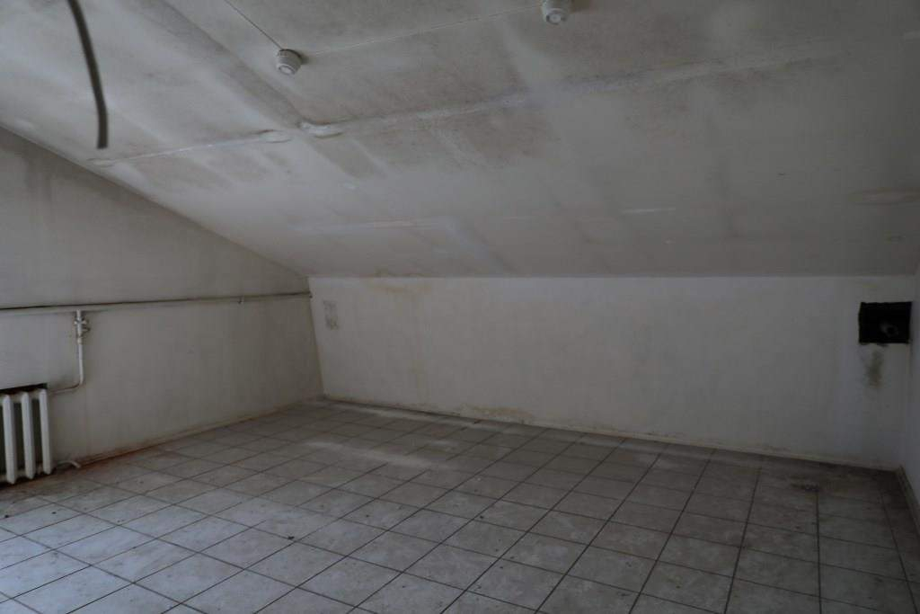 Сдам в аренду торговое помещение 1058.5 м.кв.