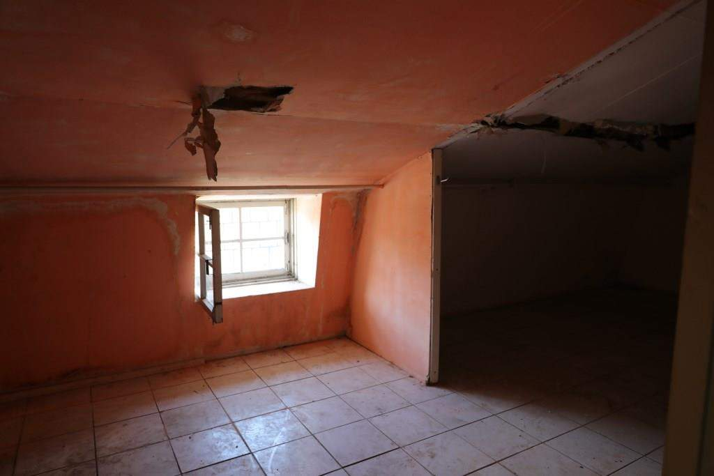 Сдам в аренду торговое помещение 1058.5 м.кв.