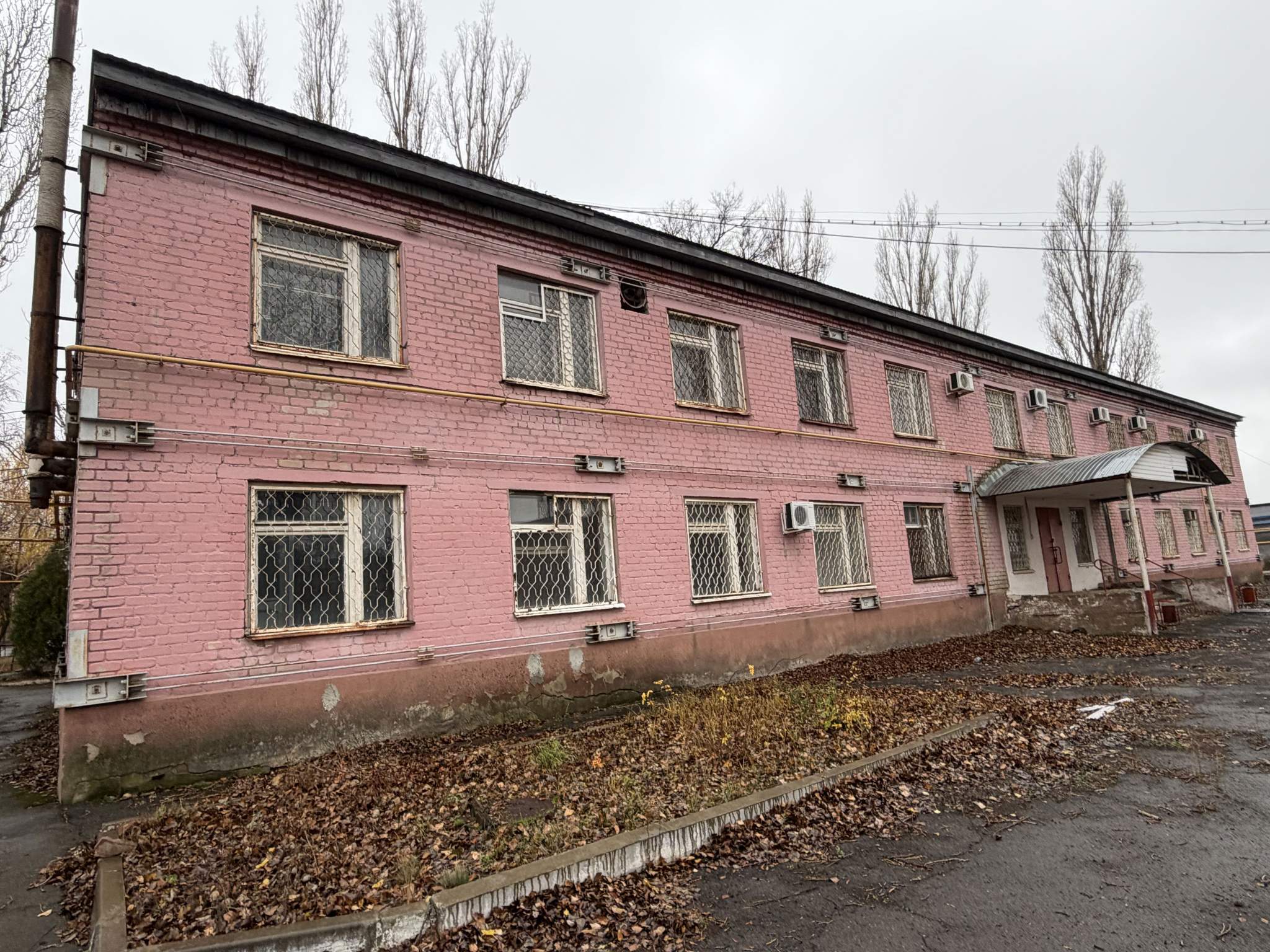 Продам торговое помещение 19505 м.кв.