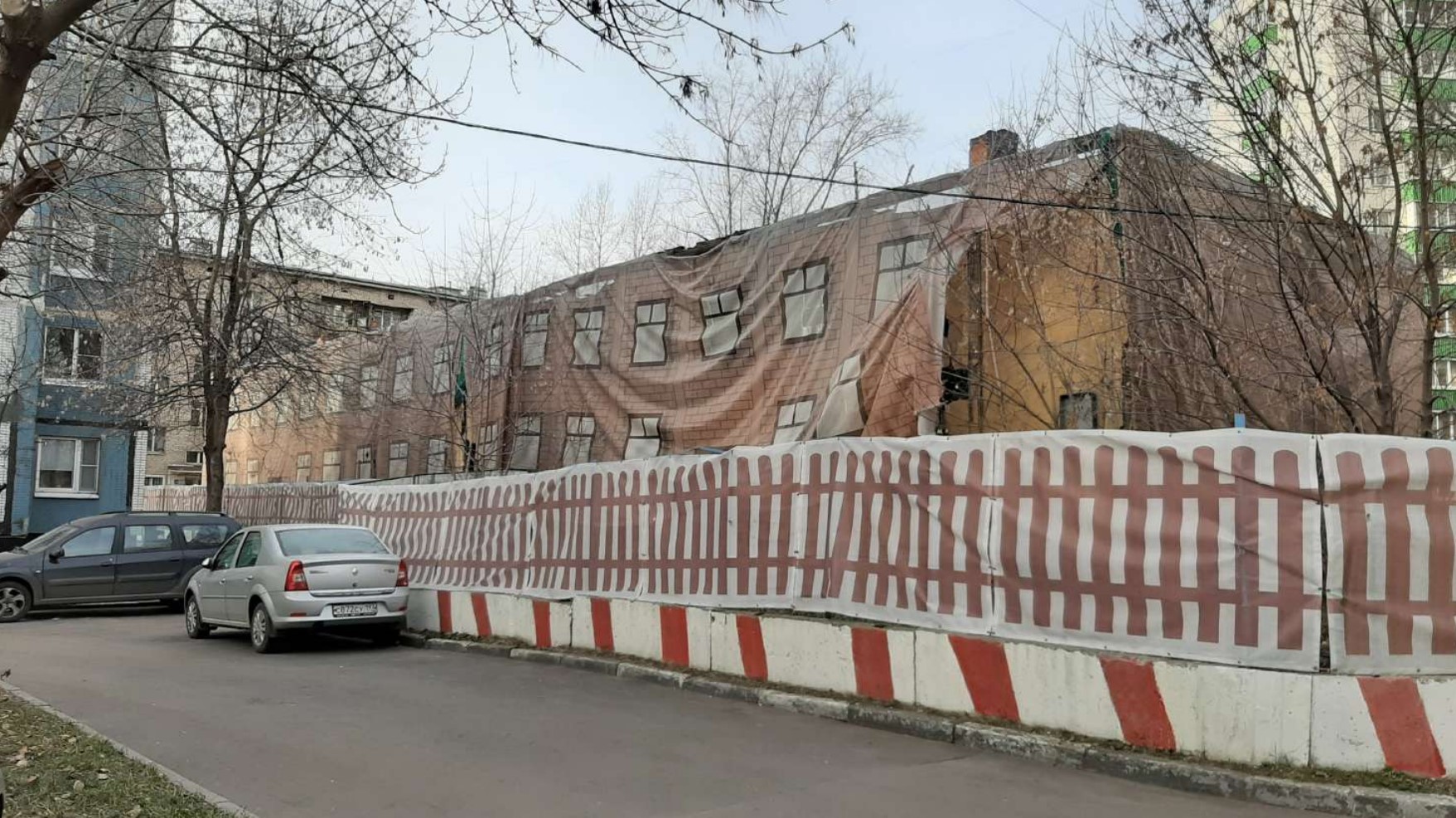 Продам земельный участок 1800 м.кв.