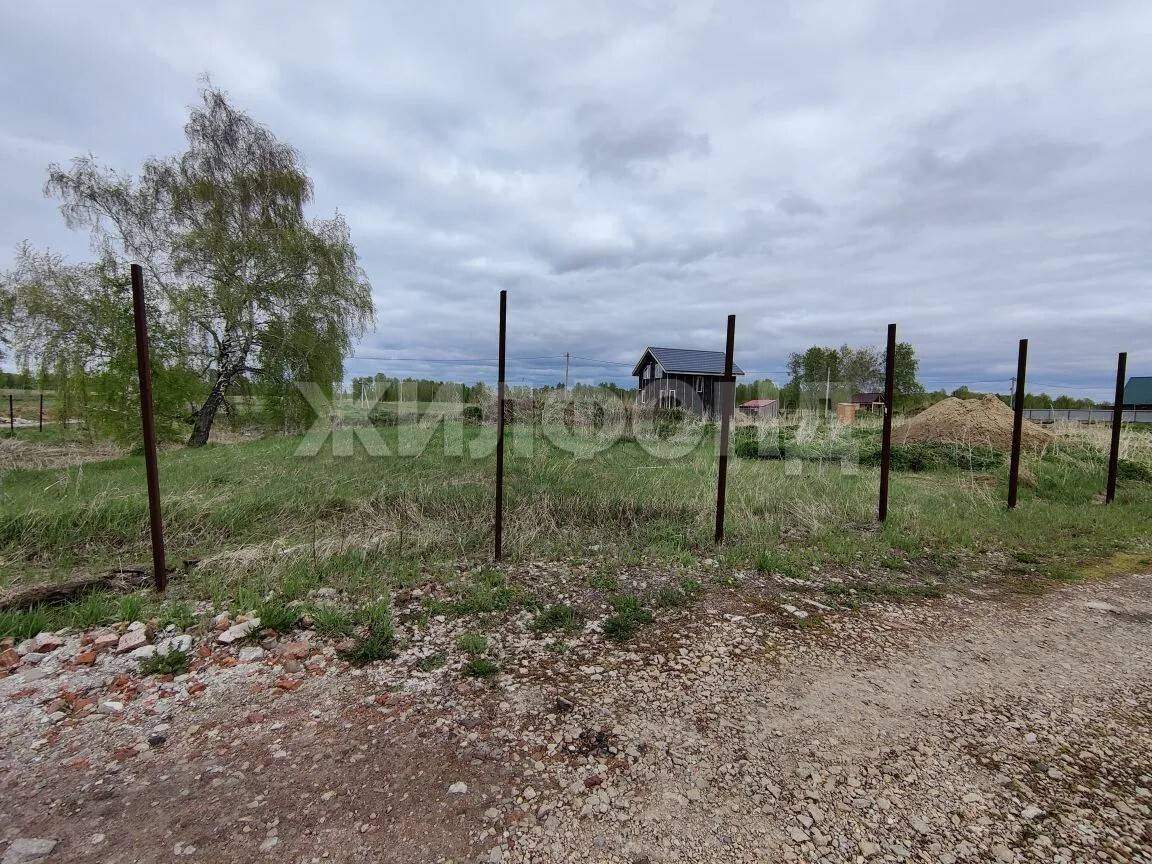 Продам земельный участок 995 м.кв.