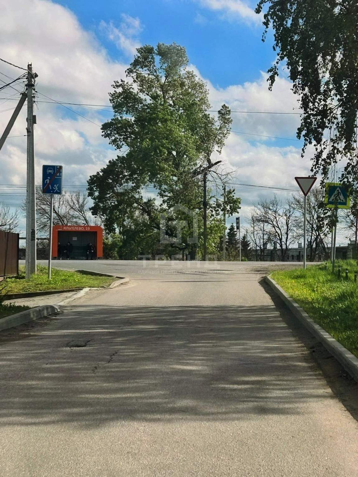 Продам земельный участок 750 м.кв.