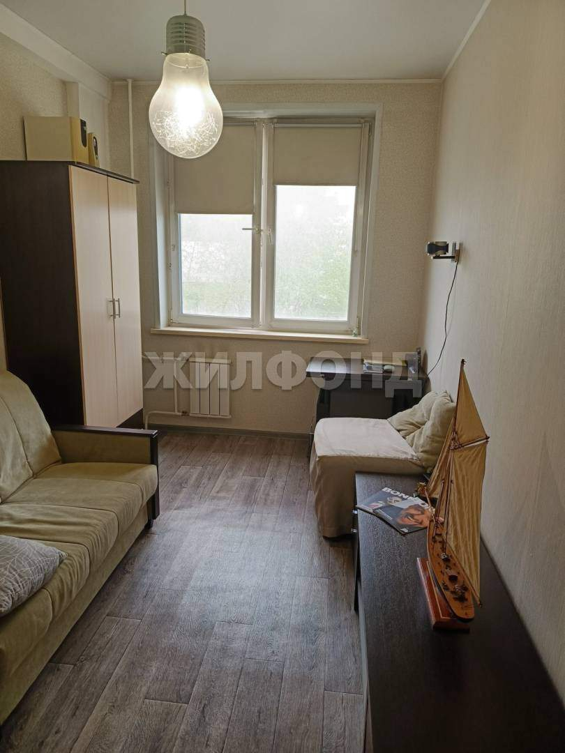 Квартира на продажу в Красноярске, Александра Матросова улица, 30стр83