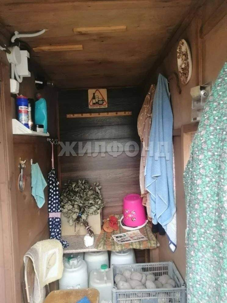 Продам земельный участок 1200 м.кв.