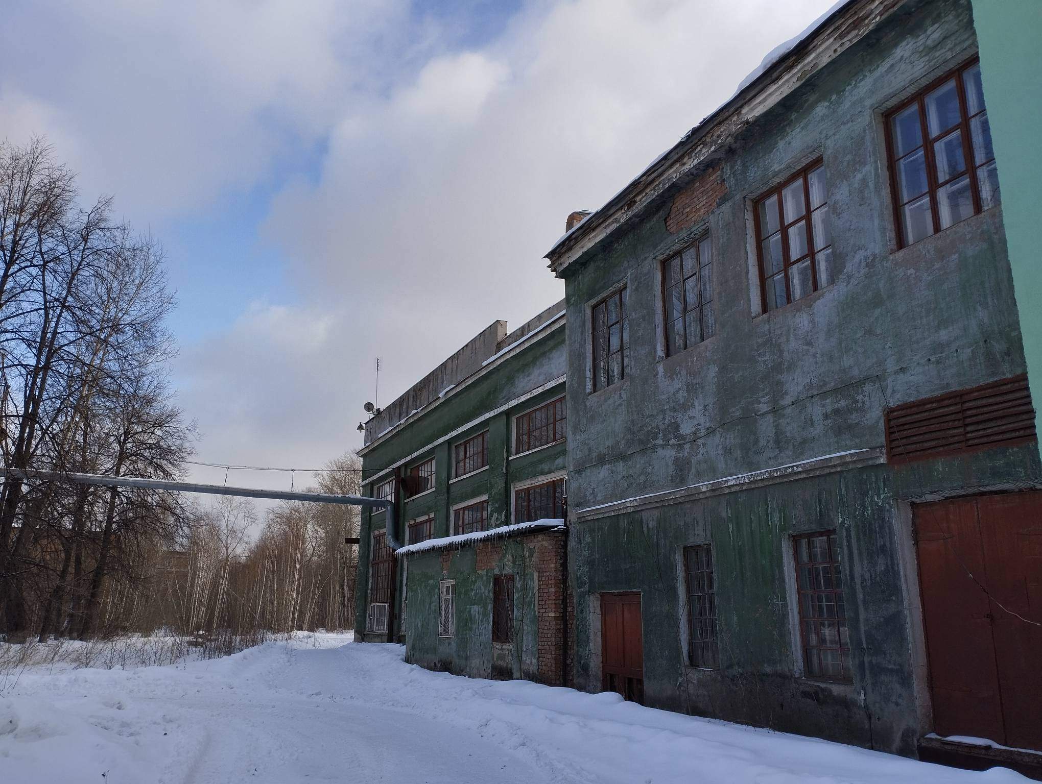Продам помещение свободного назначения 7898.7 м.кв.