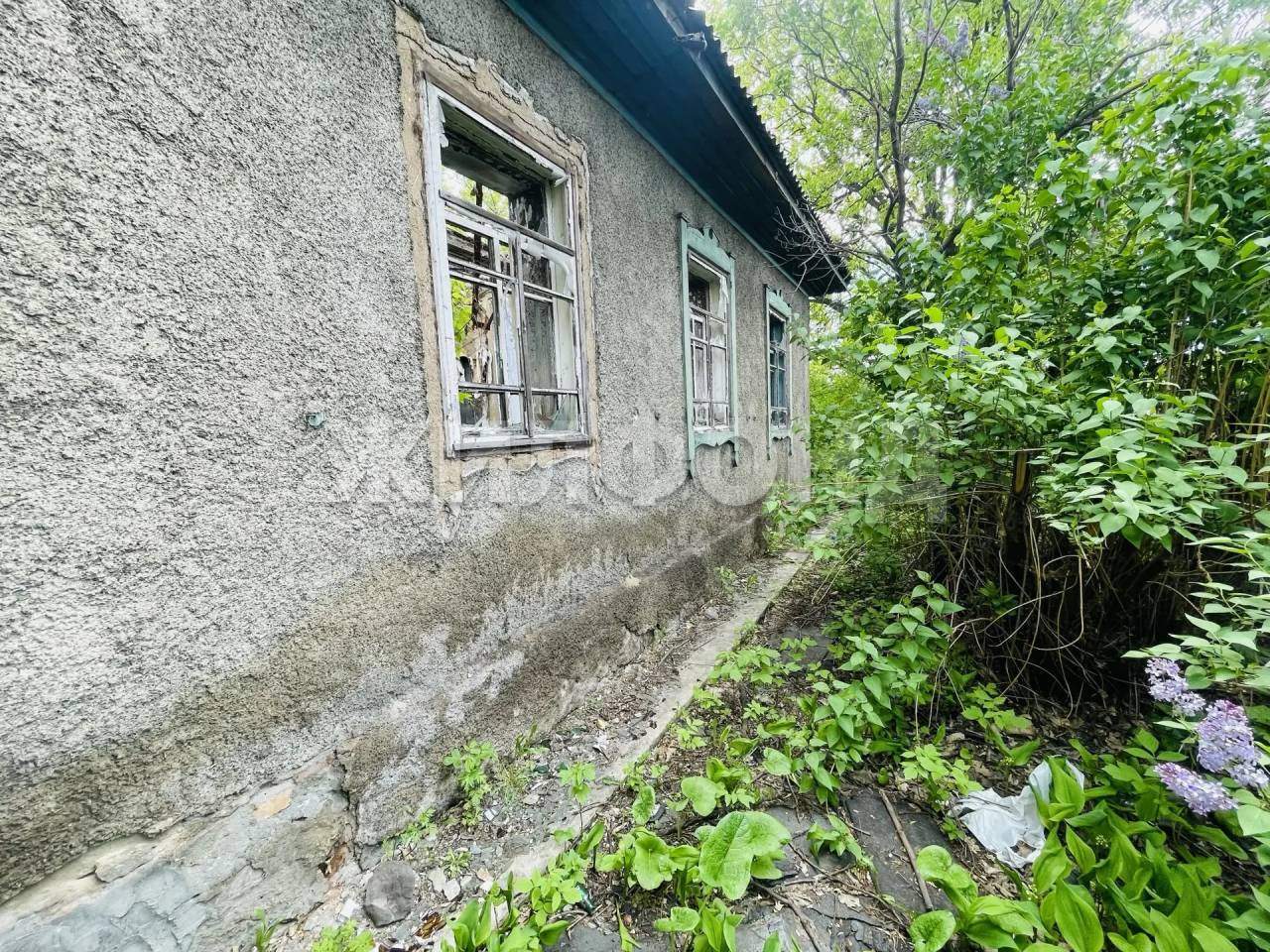 Продам земельный участок 1100 м.кв.