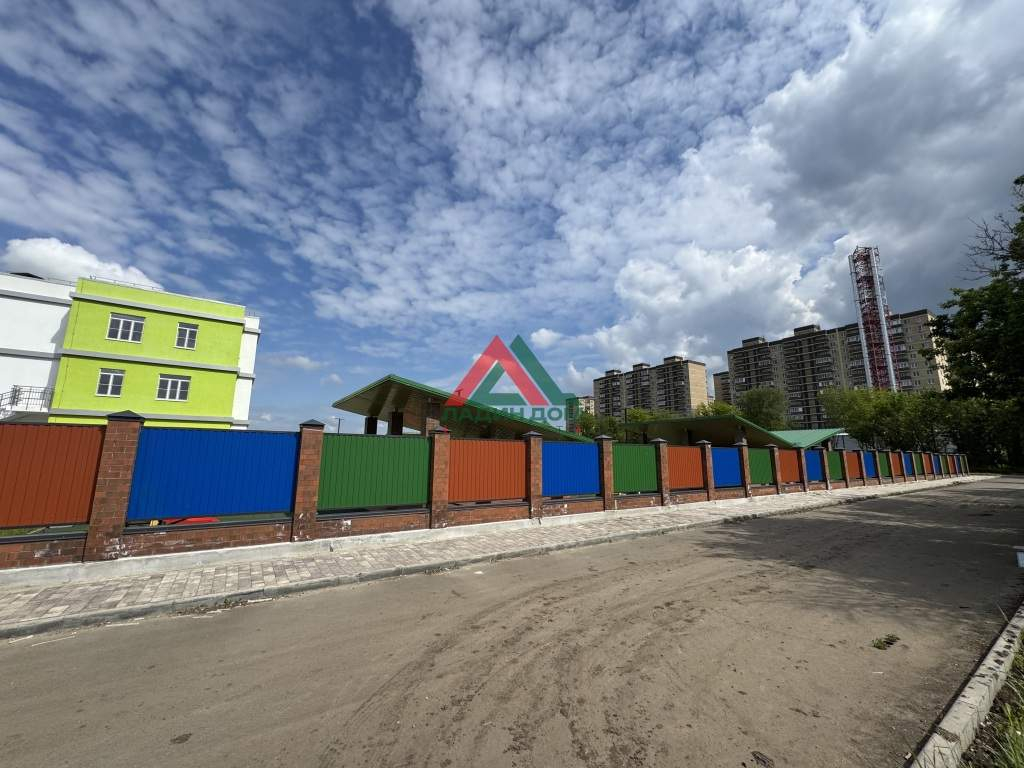 Продам земельный участок 600 м.кв.