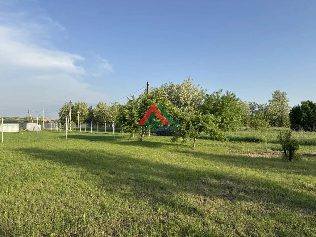 Продам земельный участок 493 м.кв.