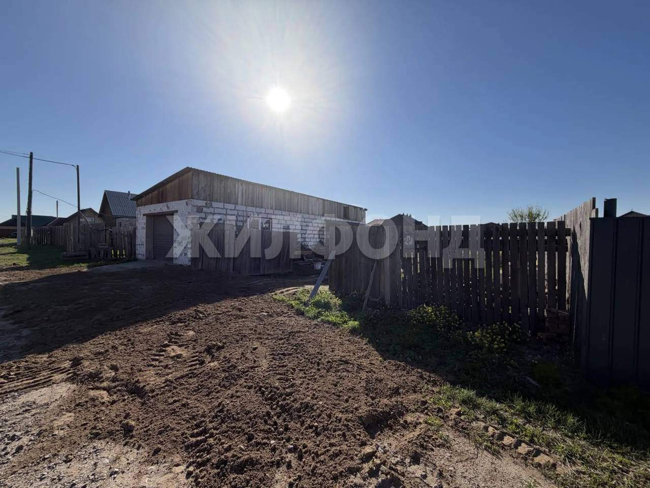 Продам земельный участок 1350 м.кв.
