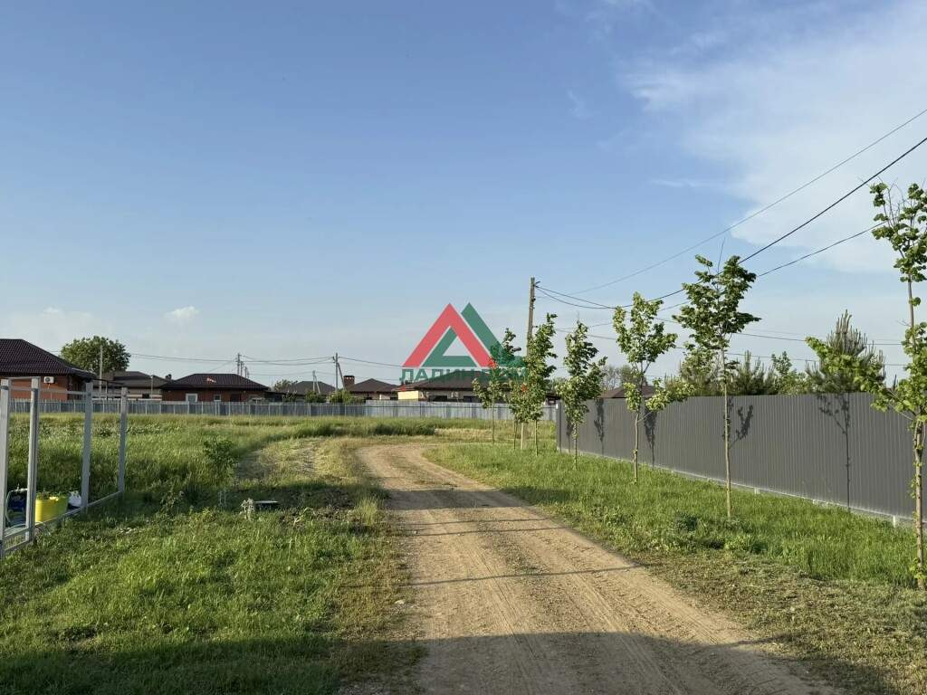 Продам земельный участок 493 м.кв.