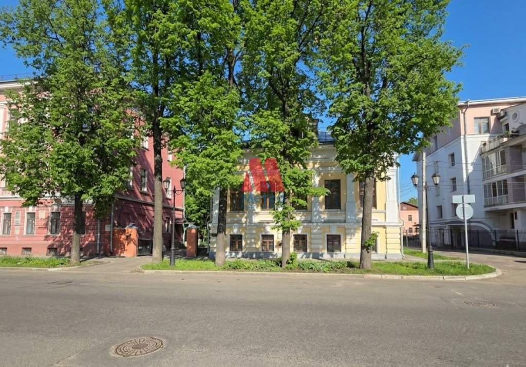 Сдам в аренду торговое помещение 575 м.кв.